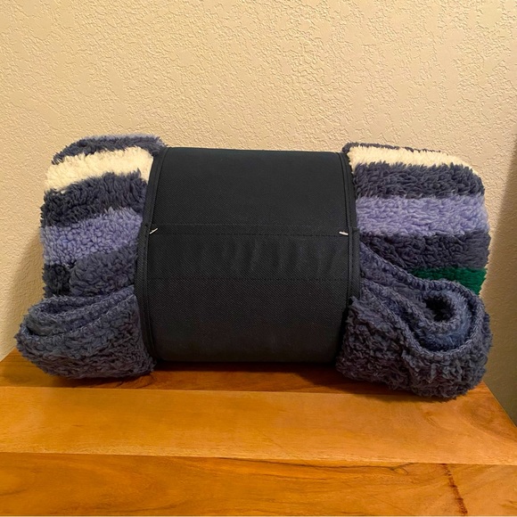 Pendleton Serape Stripes Sherpa Fleece Blanket King Size NWT - Picture 6 of 9